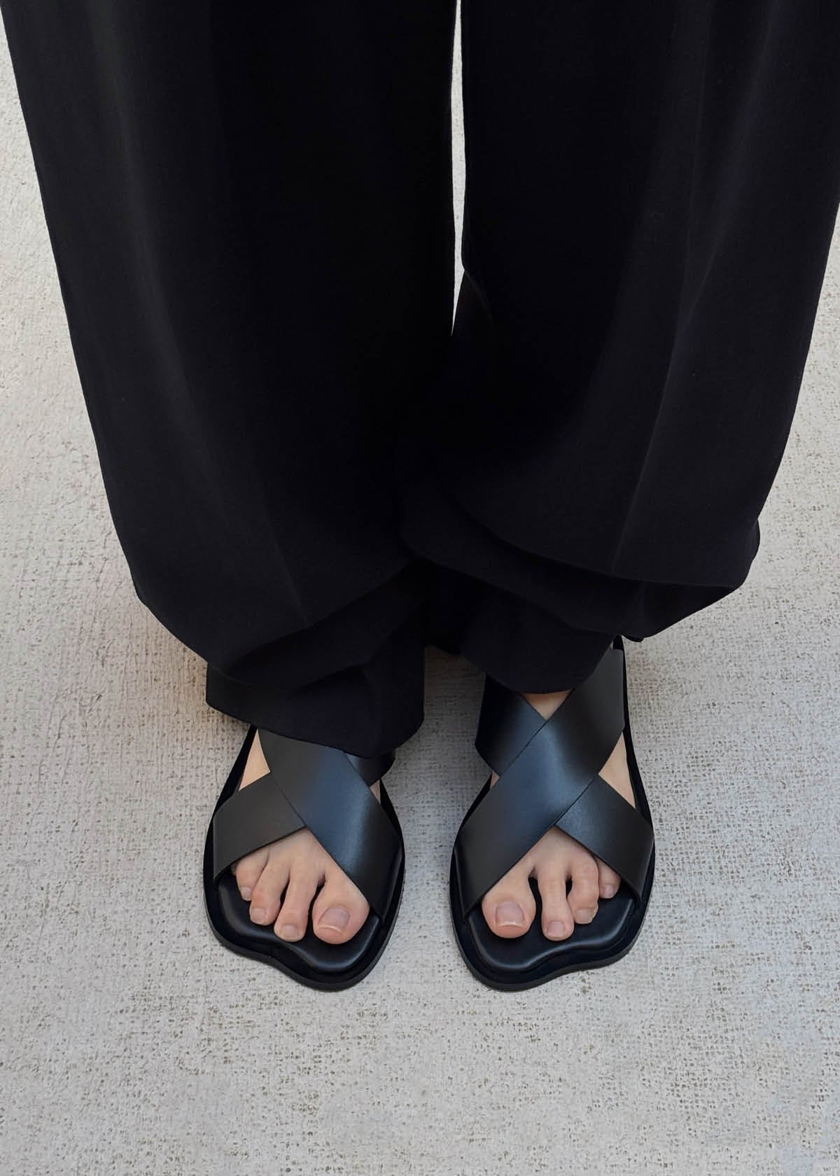 Nalu Black Leather Sandals