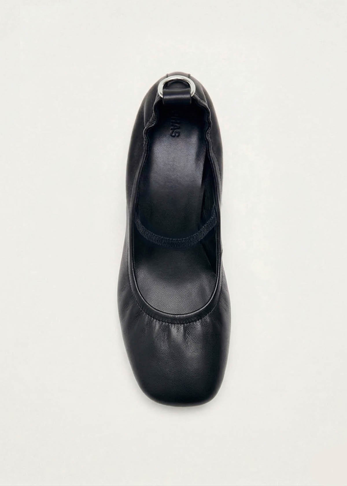 Rhiane Black Leather Pumps